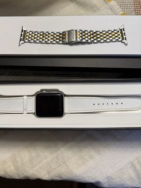 Apple Watch Series 3 GPS 42mm Silver Aluminum Case White Sport Band - MTF22LL/A